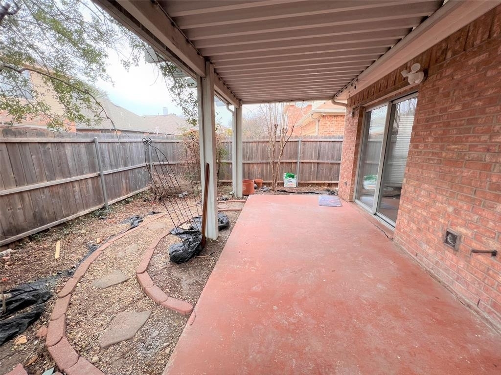 738 Ridgemont Drive - Photo 20