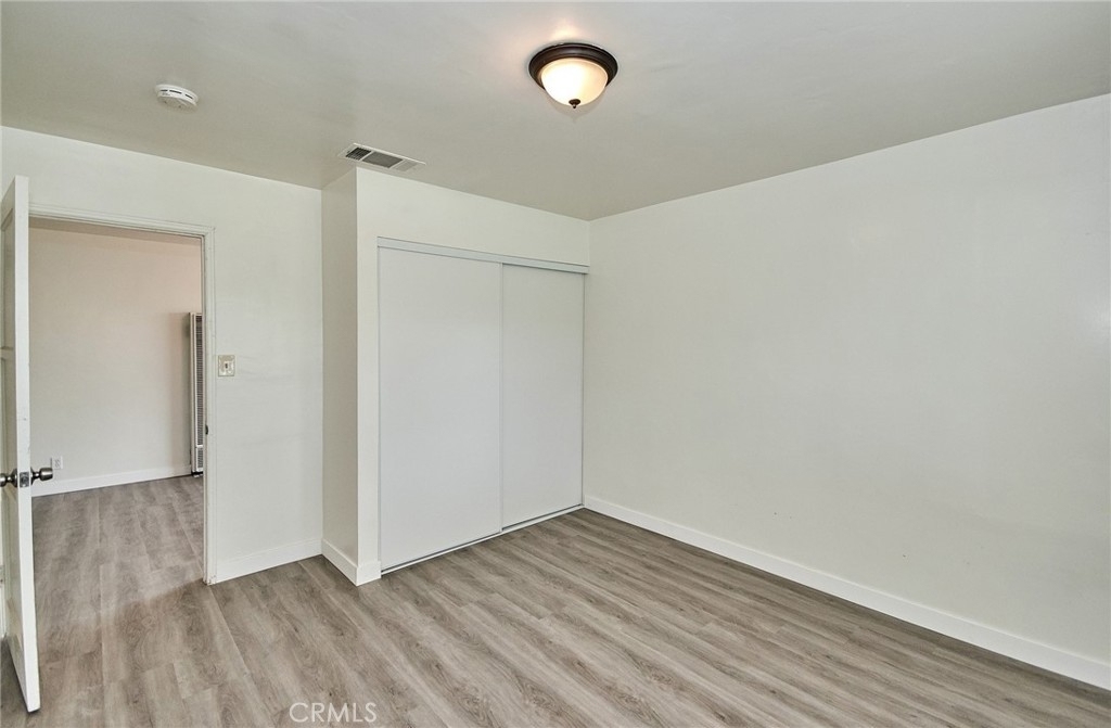 1050 W Francis Street - Photo 22