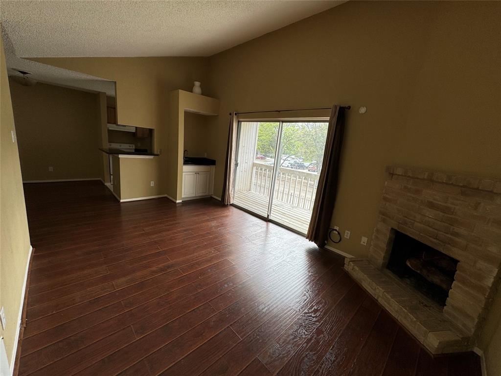 2300 Augusta Drive - Photo 9