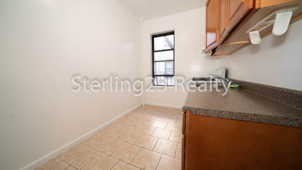 28-5 43rd Street - Photo 1