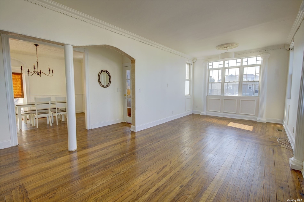 720 Franklin Boulevard - Photo 1