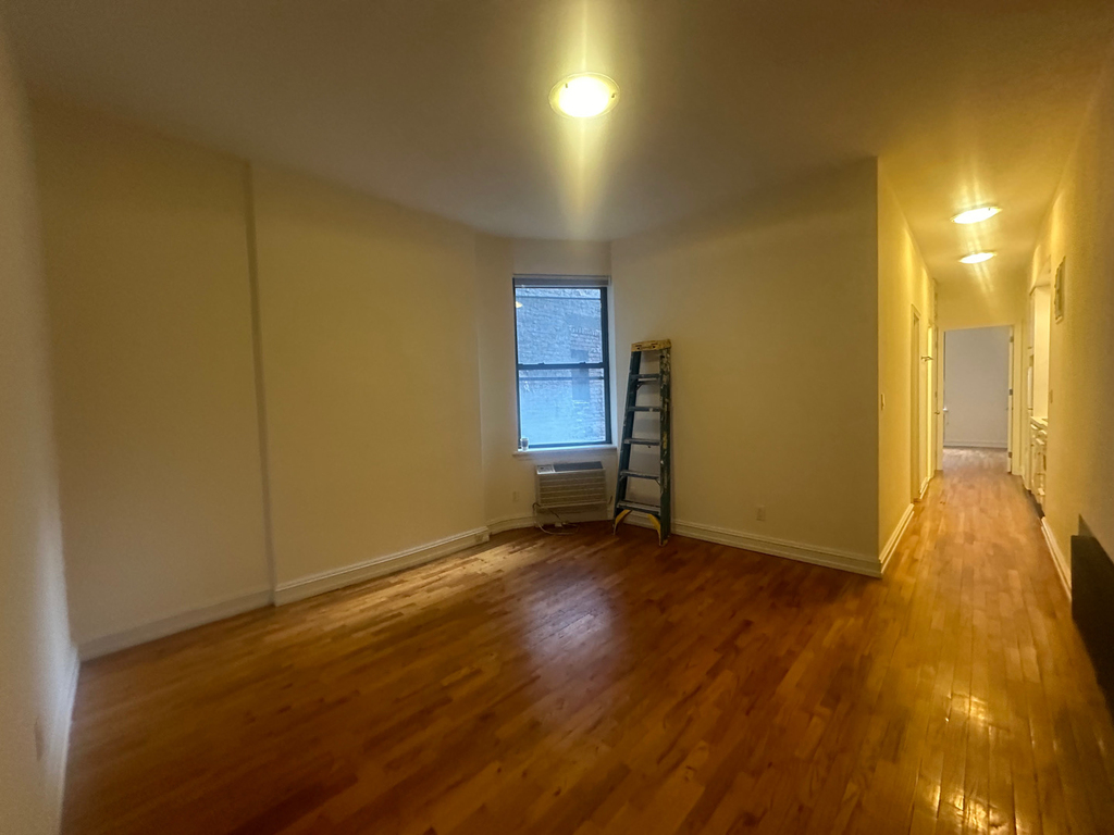 333 East 84th Street - Photo 0