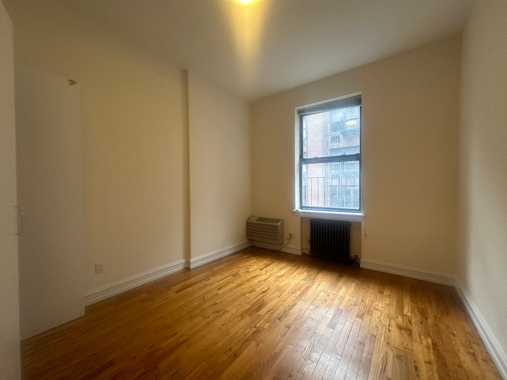 333 East 84th Street - Photo 7