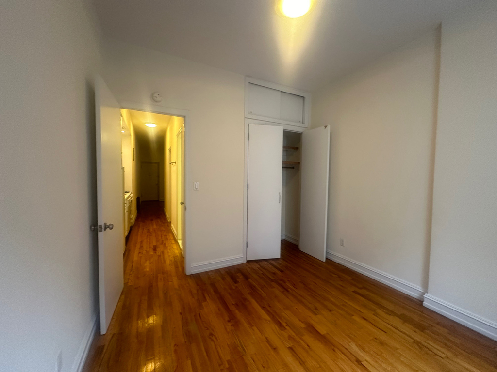 333 East 84th Street - Photo 5