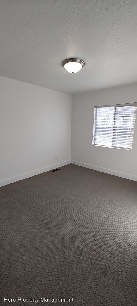 1407 S 1860 W - Photo 31