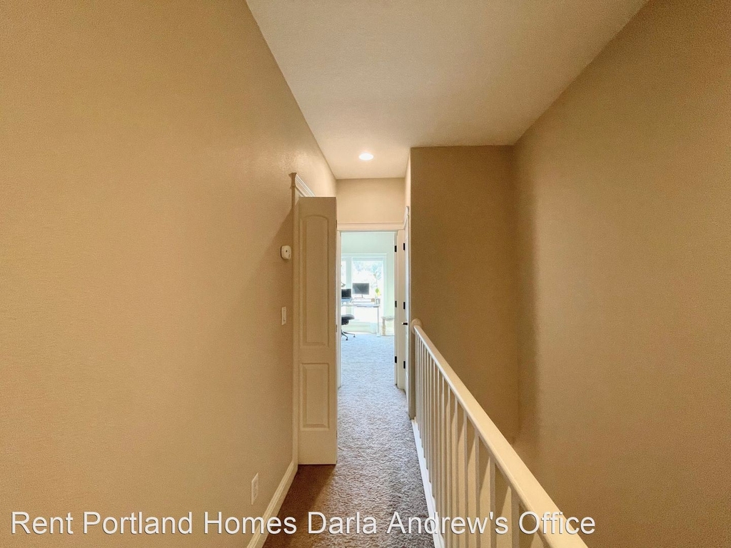 4830 Sw View Point Ter. - Photo 29