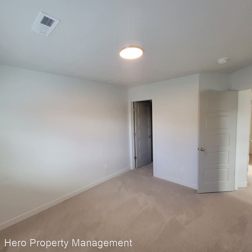 2612 South Millsite Lane - Photo 11