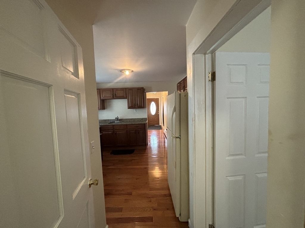 24 Glendale Ave - Photo 20