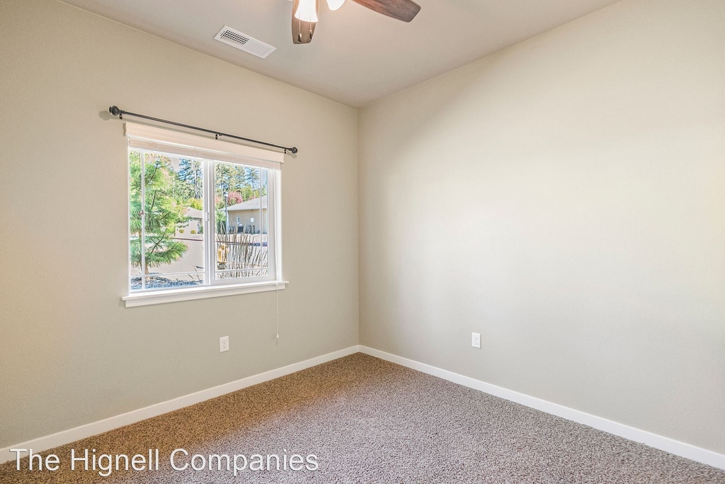 9034 Skyway - Photo 9