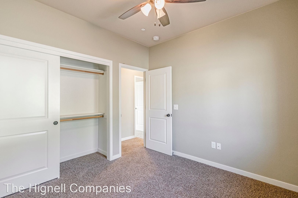 9034 Skyway - Photo 10