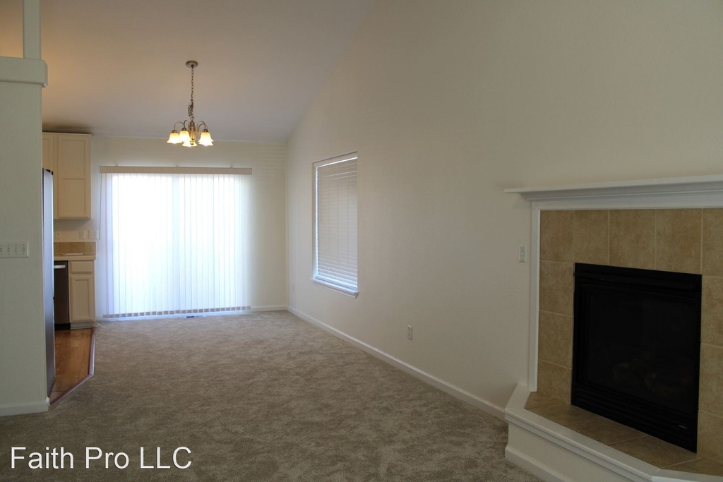 400 Sorrell Drive - Photo 8