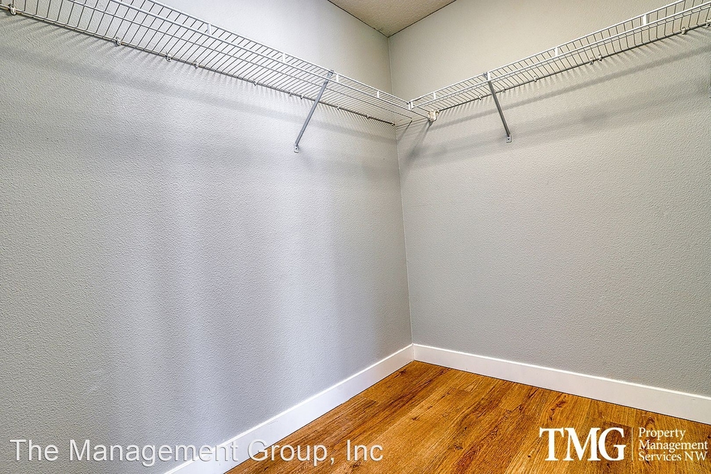 1106 W 31st Street - Photo 11