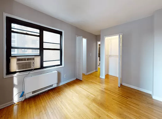 301 East 47th Street - Photo 3