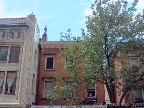 268 College Street - Photo 1