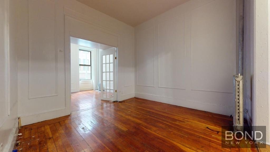 158 West 15th Street - Photo 4