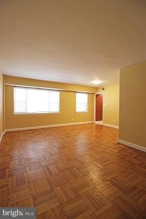 1305 Ode St - Photo 2