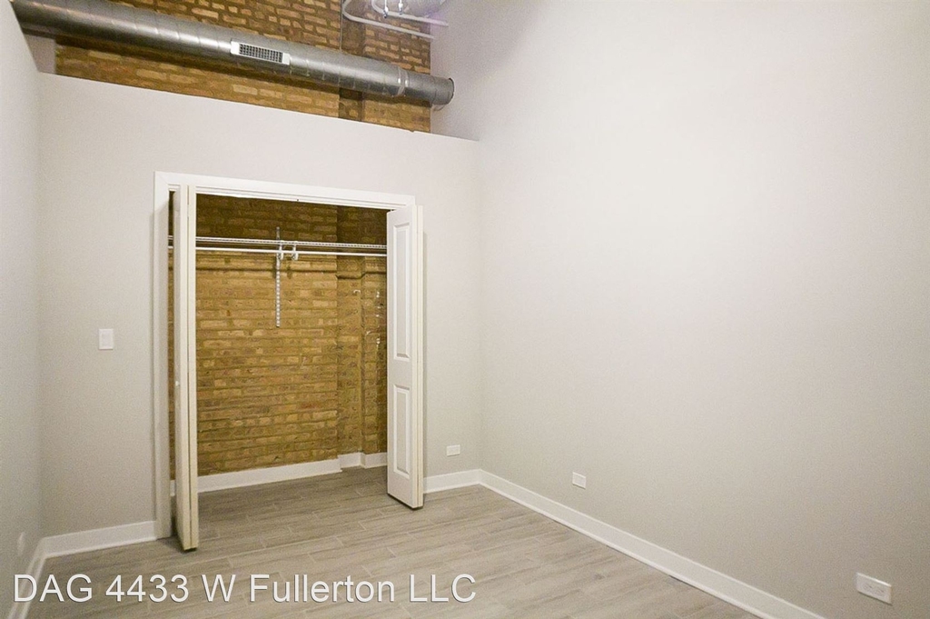 4433 W Fullerton Ave - Photo 30