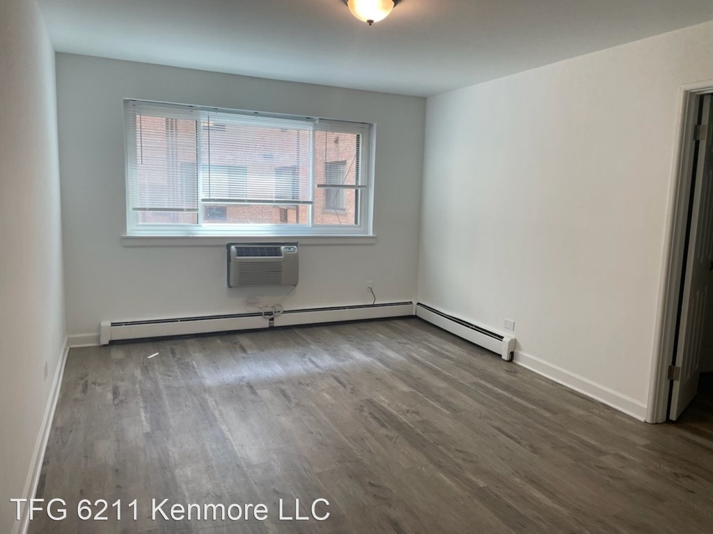 6211 N Kenmore Ave - Photo 2