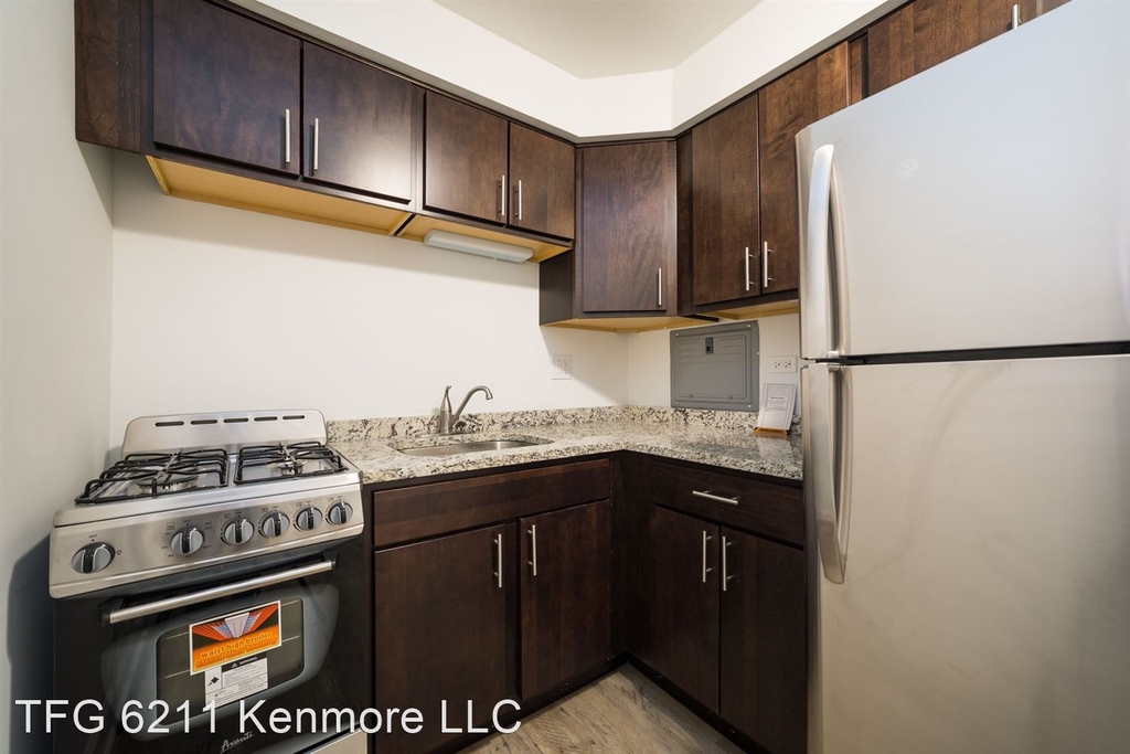 6211 N Kenmore Ave - Photo 12