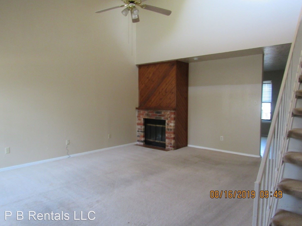 6813 Nw Willow Springs Dr. - Photo 1