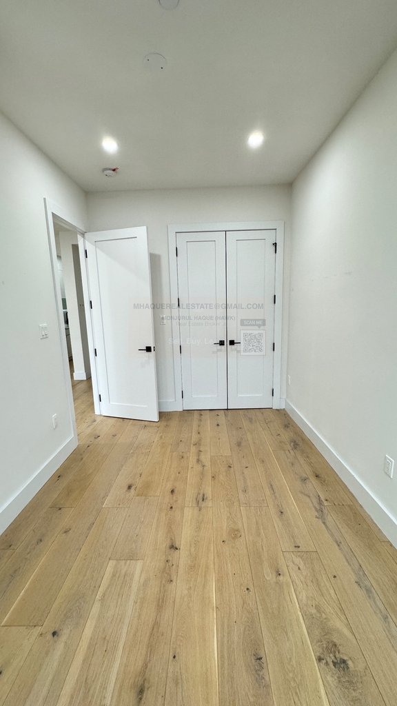 703 Lafayette Avenue - Photo 10