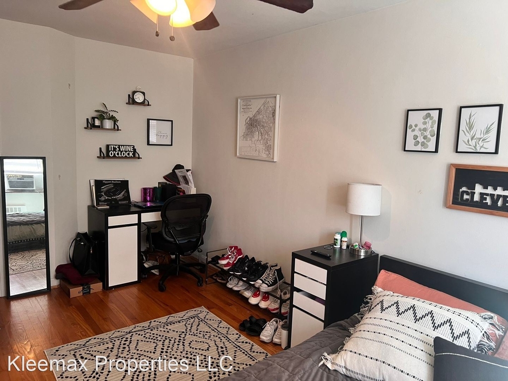 3834 Hyde Park Ave - Photo 17