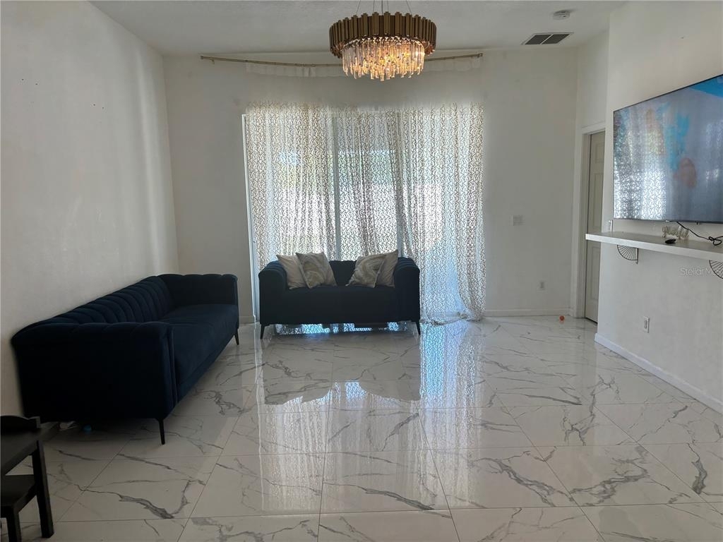 337 Giovani Boulevard - Photo 8