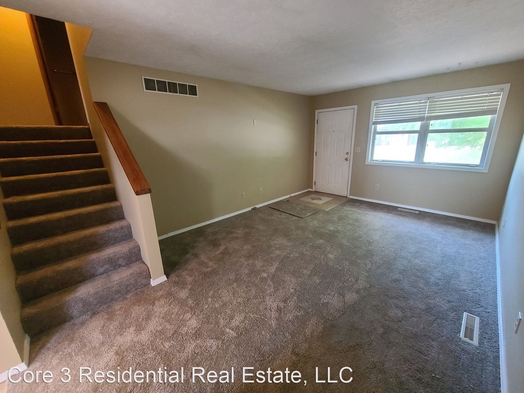 1711 Rockingham, Unit A - Photo 3