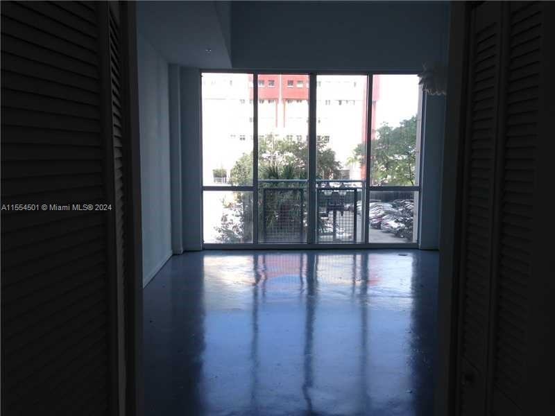 244 Biscayne Bl - Photo 1