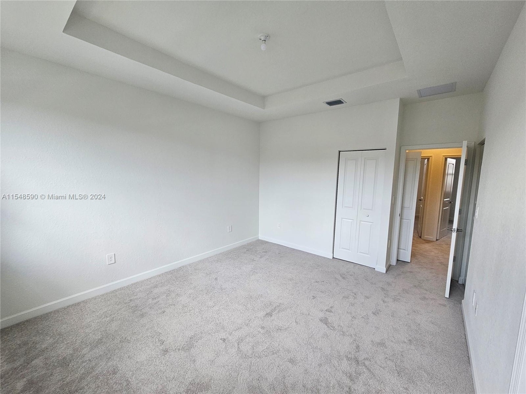 12853 Sw 243 St - Photo 10