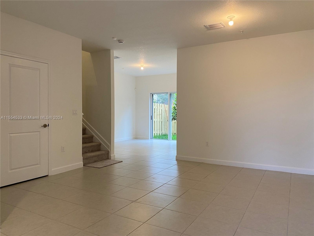 2731 Nw 55th Way - Photo 10