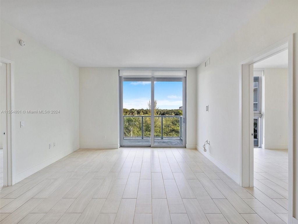 2000 Metropica Way - Photo 10