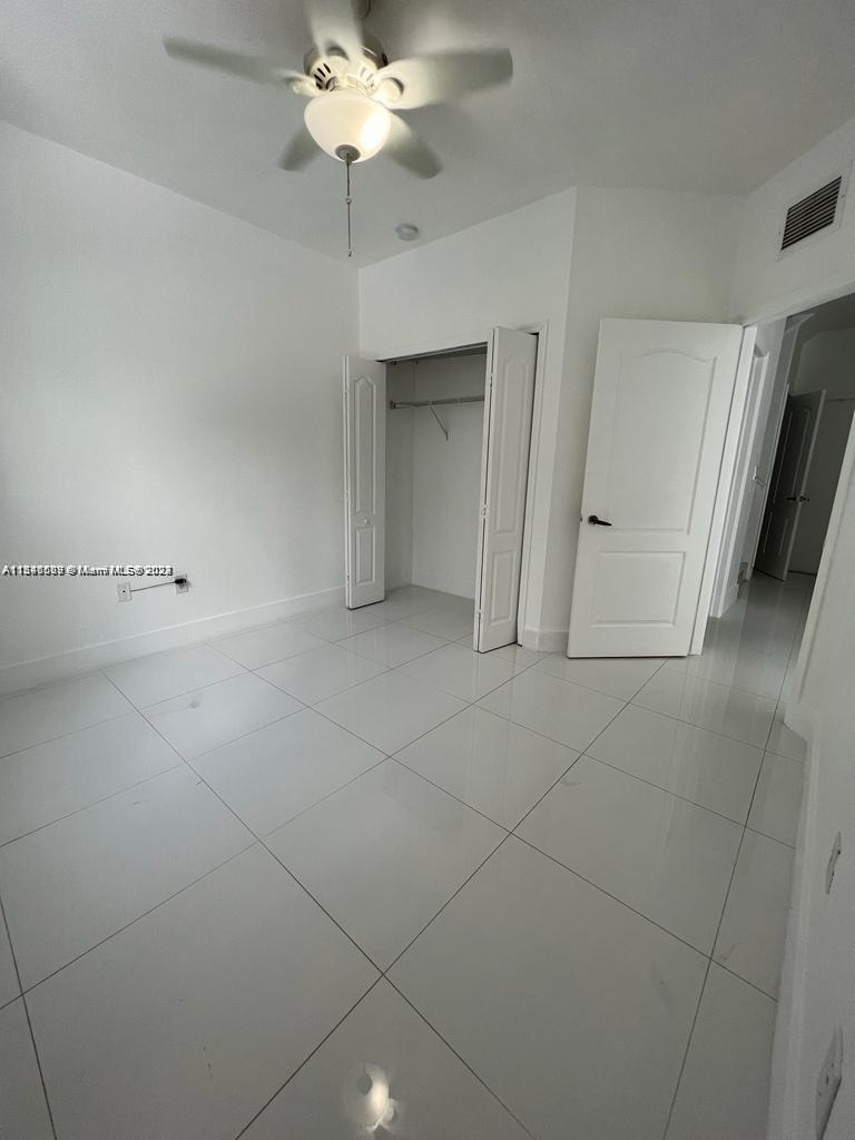 11300 Nw 74th Ter - Photo 14