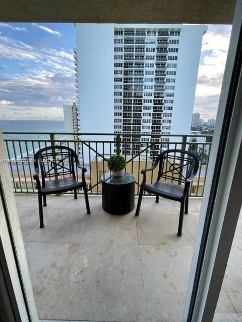 2080 S Ocean Dr - Photo 3