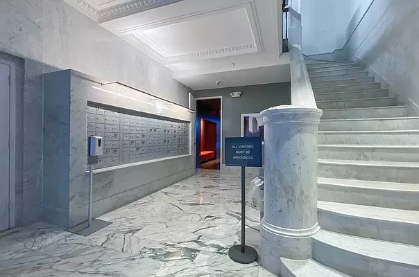 Studio at 1 Wall Street Court for $3 000 by Hamzeh Kazmi RentHop