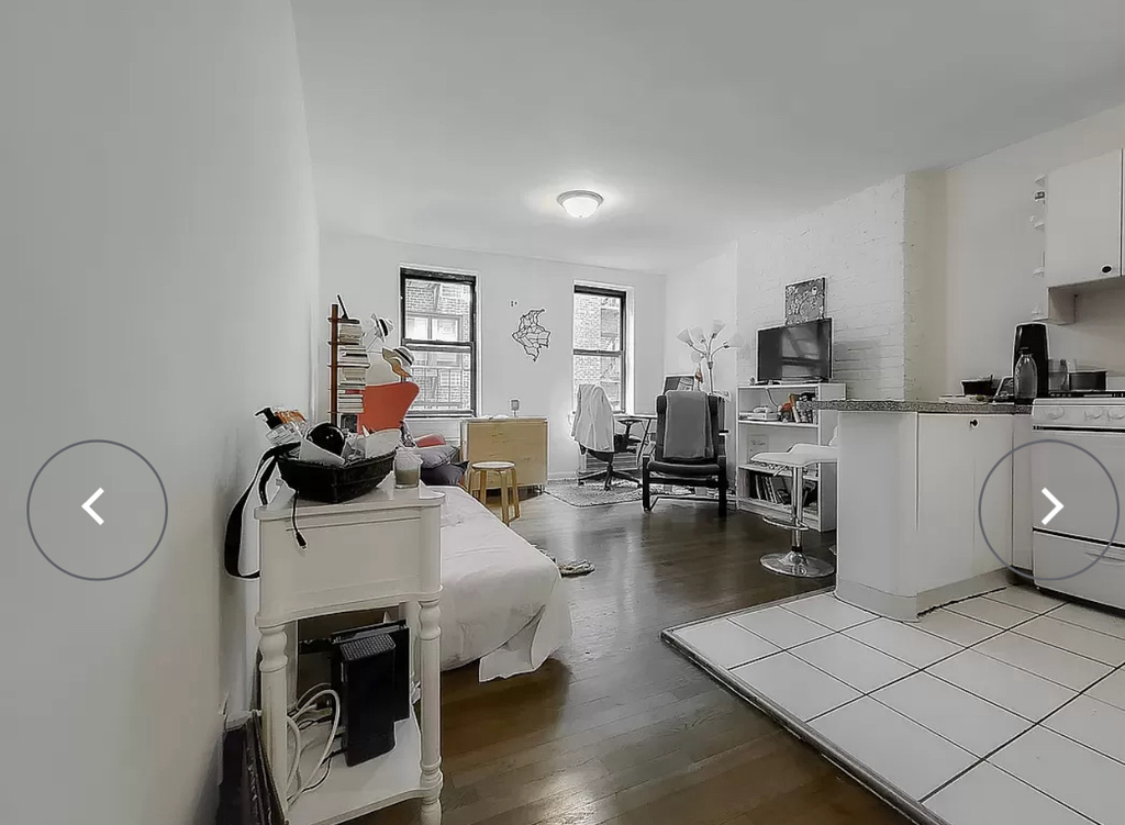 342 East 55th Street - Photo 1