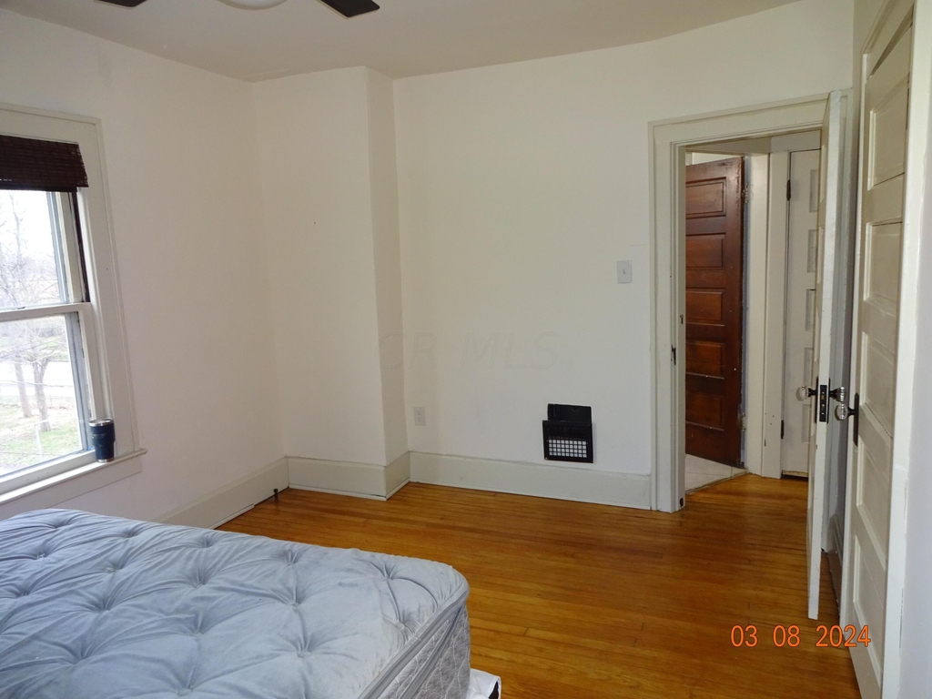 215 E Jenkins Avenue - Photo 34