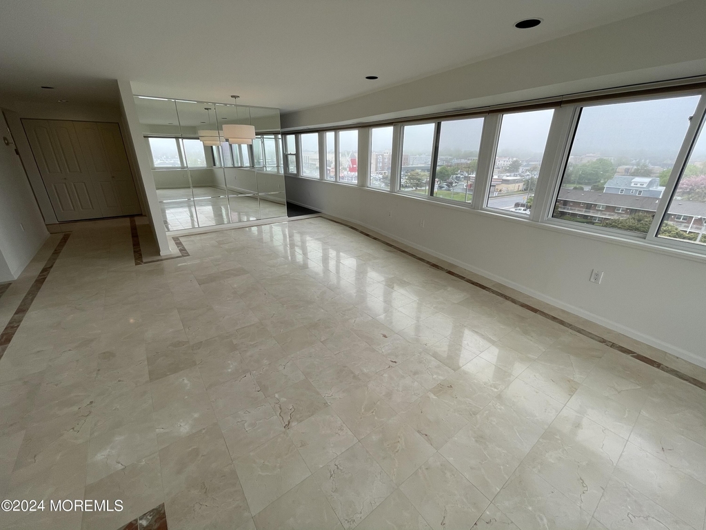 525 Ocean Boulevard - Photo 4