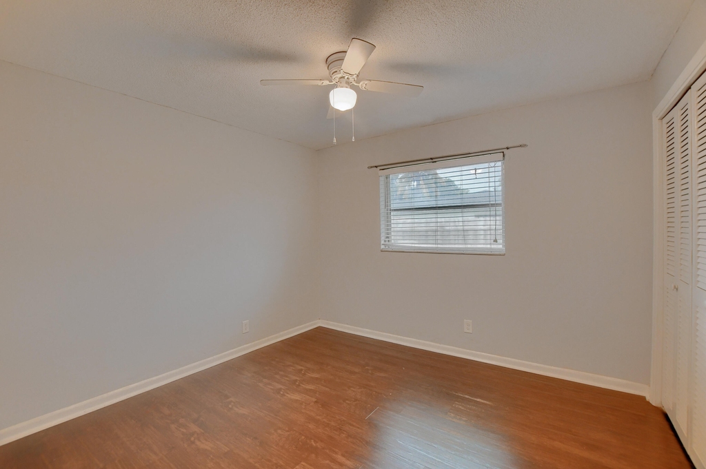 1545 Sw 13th Street - Photo 30