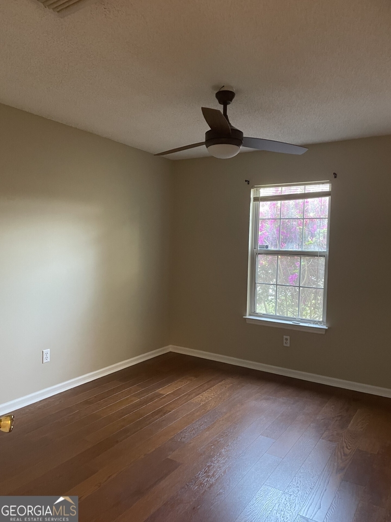 107 Baird Way - Photo 10