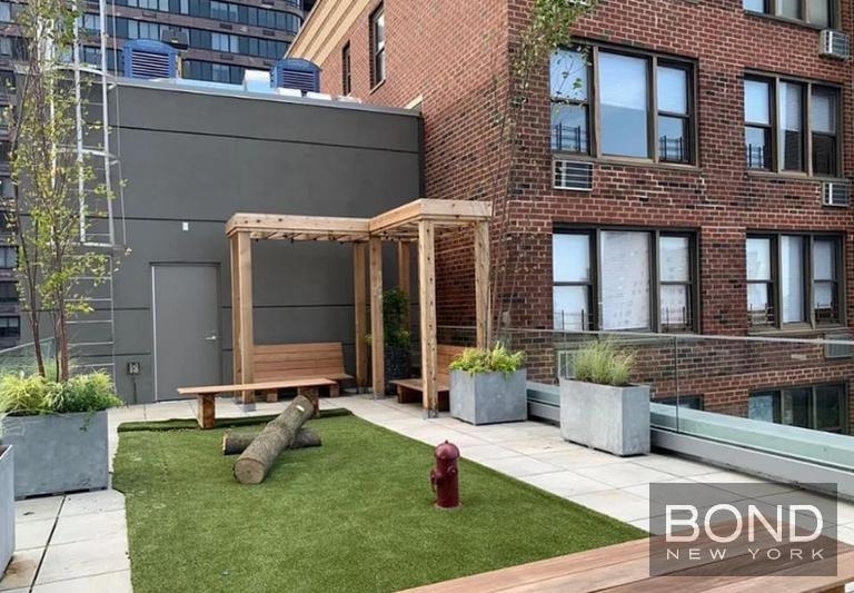 515 East 86th Street - Photo 15