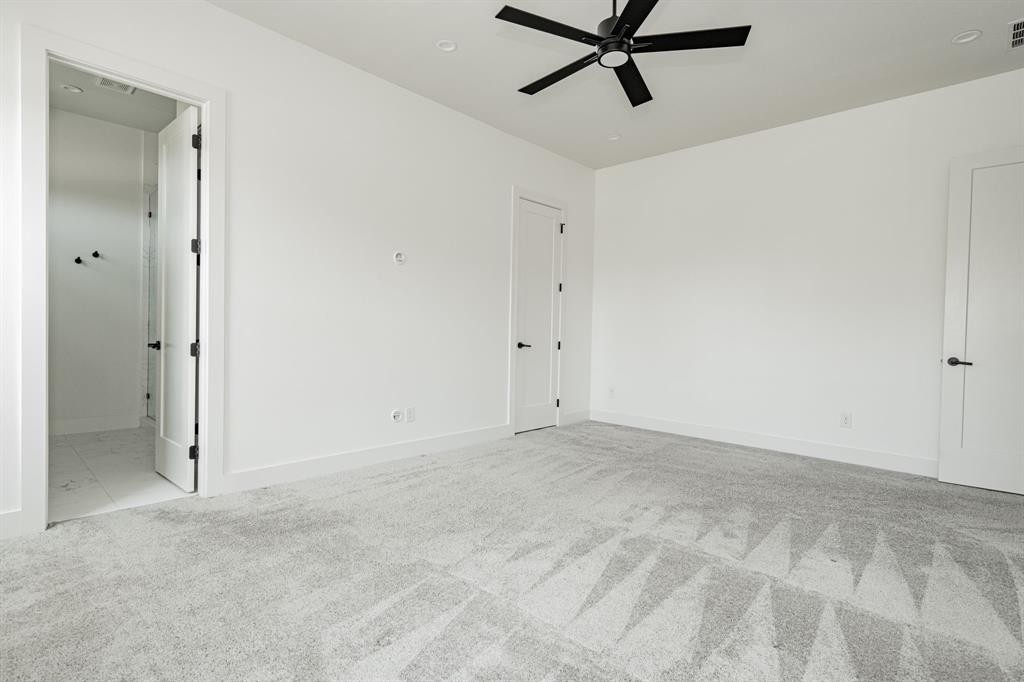 1121 Bayonne Street - Photo 10