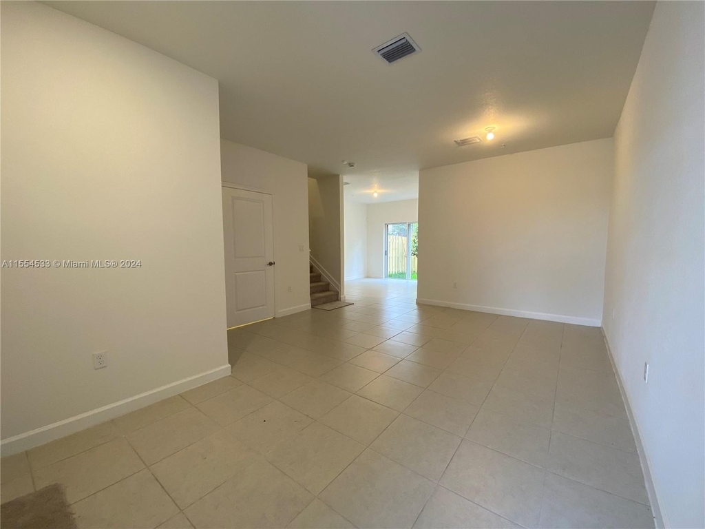 2731 Nw 55th Way - Photo 6