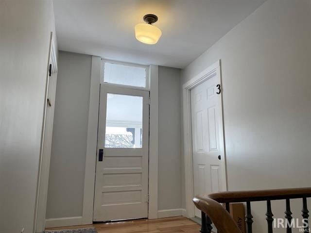 726 W 6th Street - Photo 2