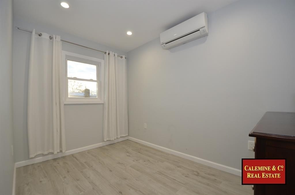 2048 East 72nd Street - Photo 12