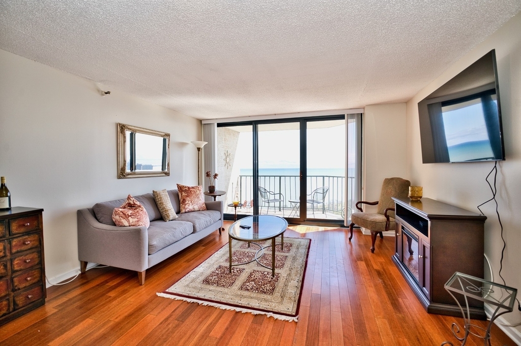 3660 N Lake Shore Drive - Photo 9