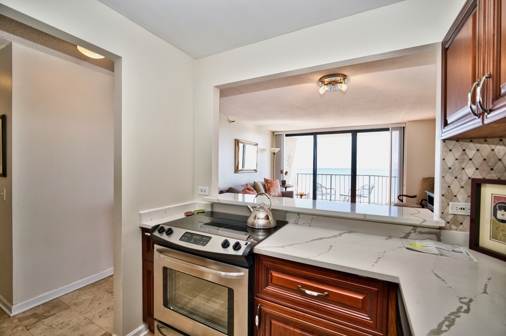 3660 N Lake Shore Drive - Photo 29