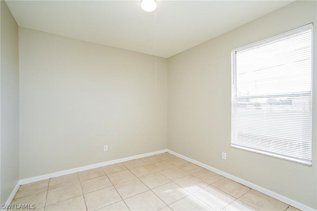 1121 Sw 9th Avenue - Photo 11