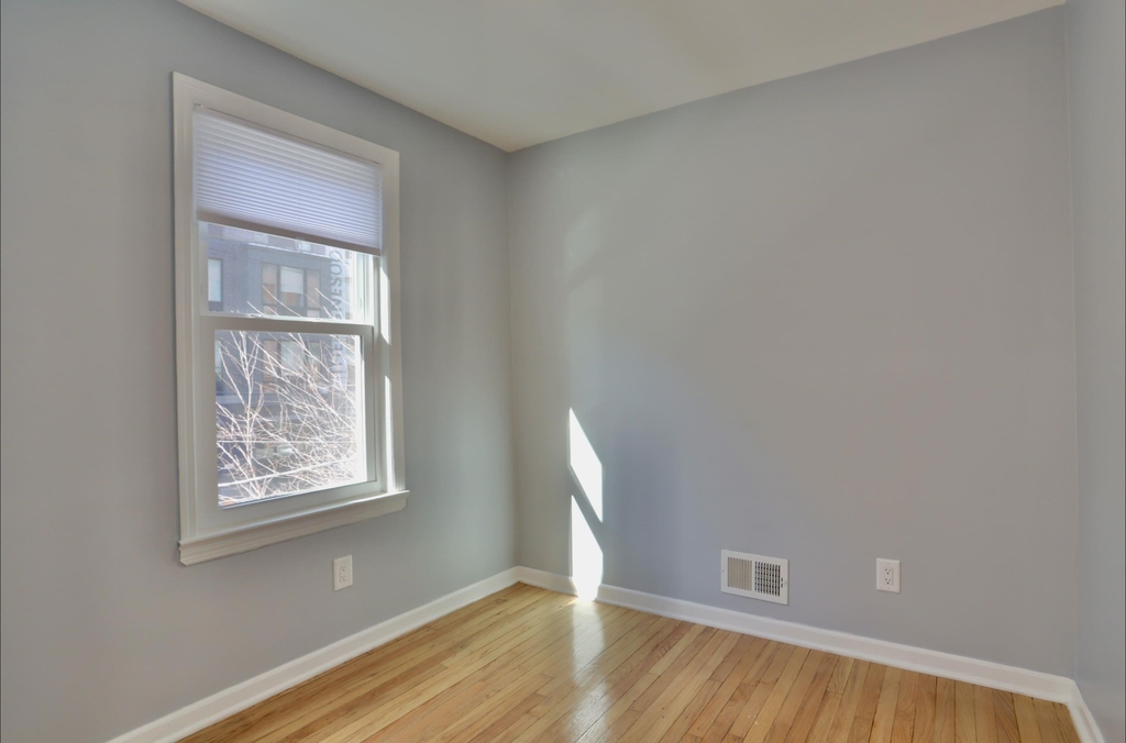 146 Clarke Ave - Photo 13