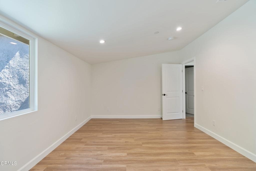 5423 Ash Street 1/2 - Photo 8